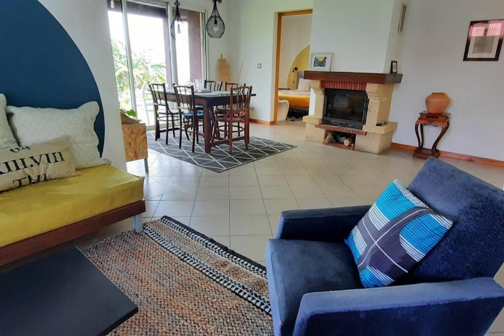 Le Tibouchina , Gite Chaleureux A La Ferme Льо Тампон Екстериор снимка